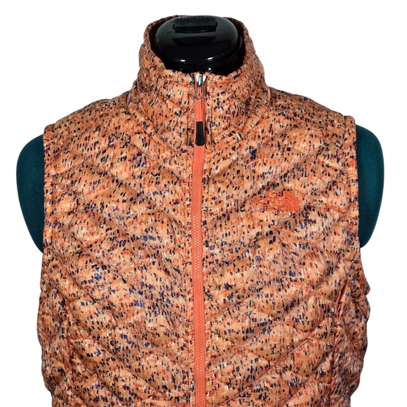The North Face Quilted Puffer Vest ThermoBall Coral Tangerine Speckle Print - Picture 3 of 12